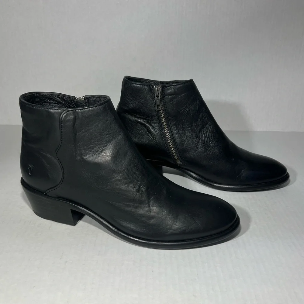 Frye Women’s 8.5 B Black Leather Carson Piping Ankle Boots Booties - Picture 6 of 12
